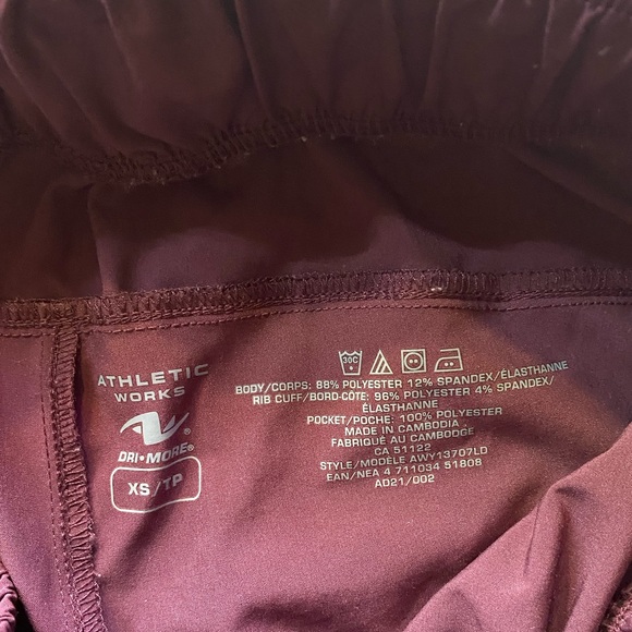 Burgundy joggers - Picture 2 of 6